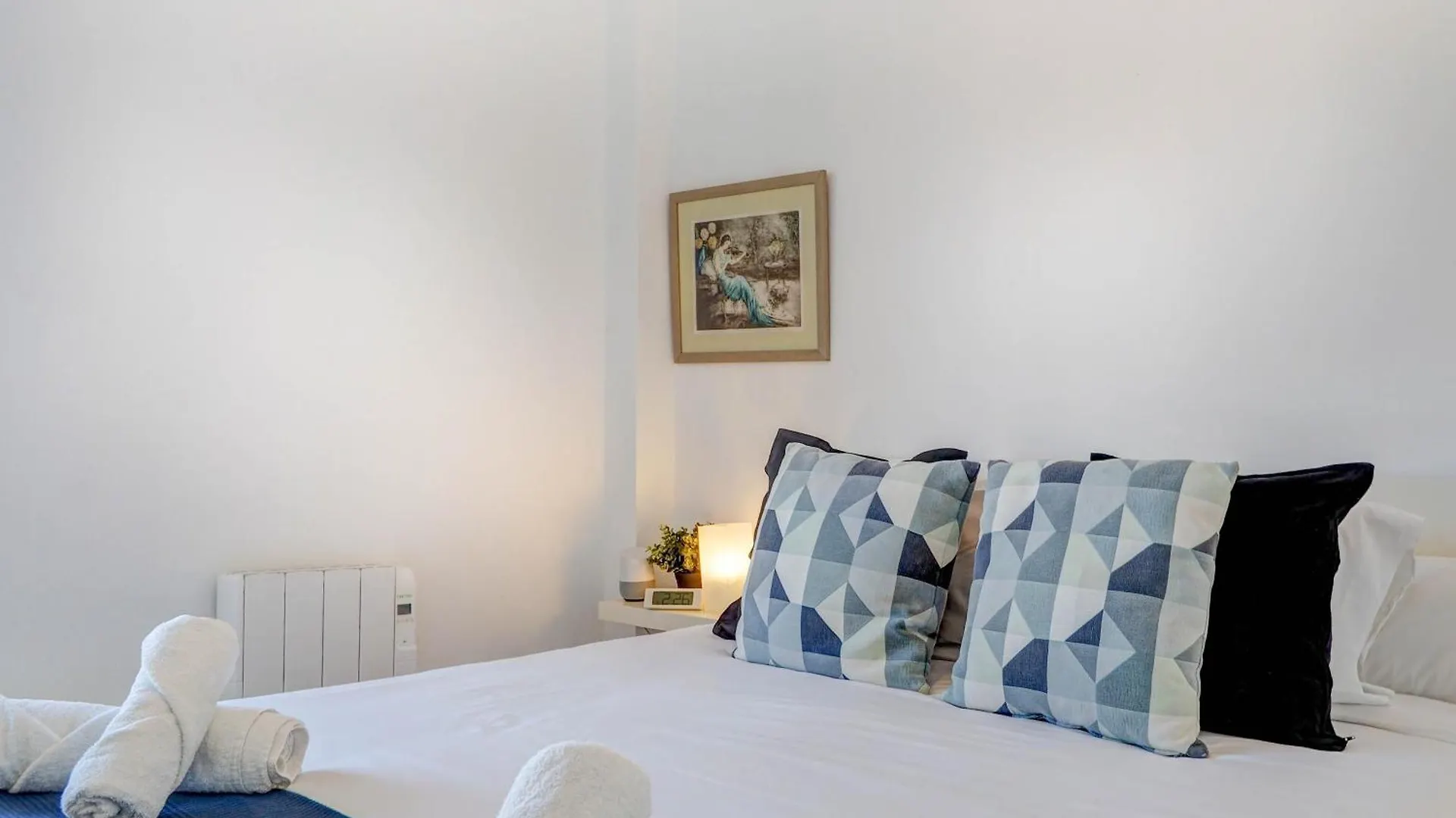 Balmins White By Hello Homes Sitges 0*,  Spain