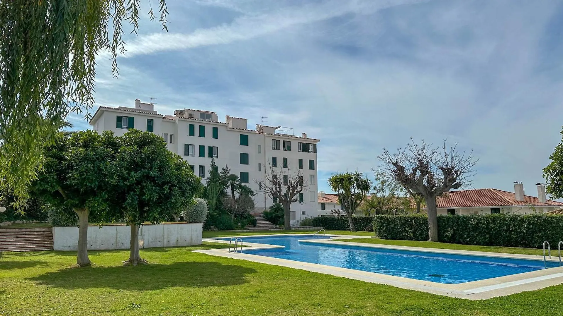 Apartment Balmins White By Hello Homes Sitges